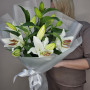 Букет из 3 белых лилий фото 4